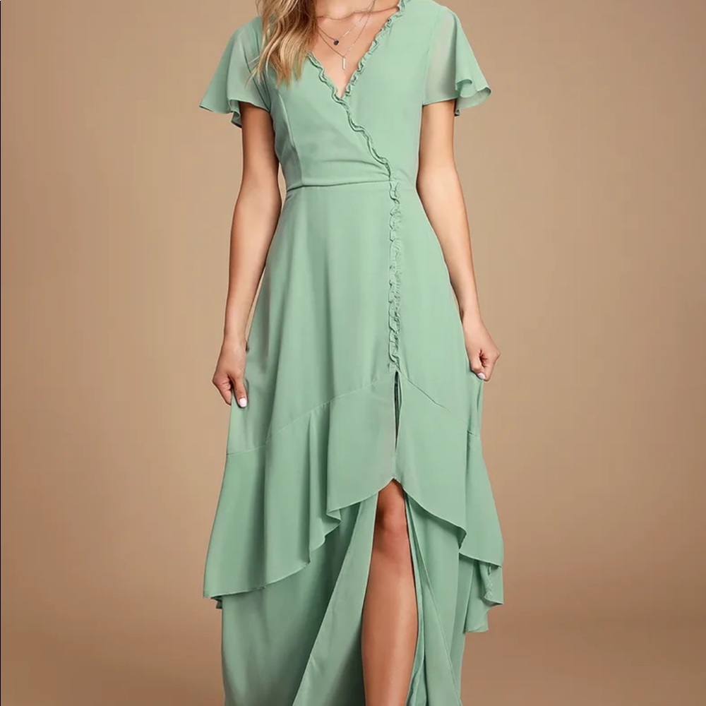 lulu's Pour the Champagne Sage Green Ruffled Backless Maxi Dress | Size: L | NWT